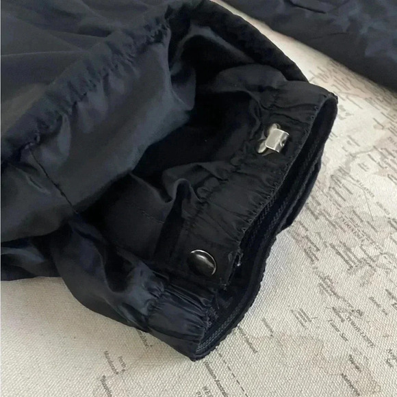 Quicksilver Snowboarding Pants Blk
Size Small - Picture 5 of 12